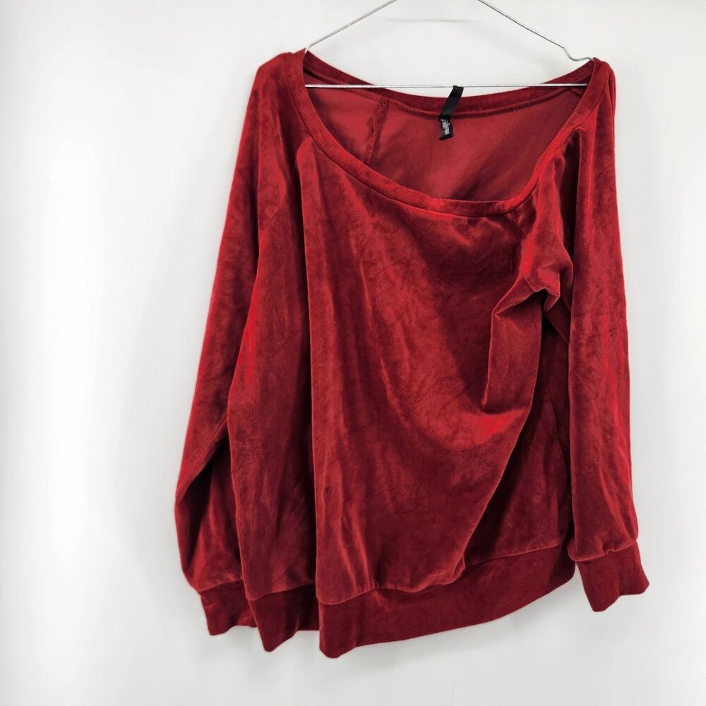 Torrid Sleep Womens Size 2 Red Velvet Long Sleeve Pajama Top Shirt